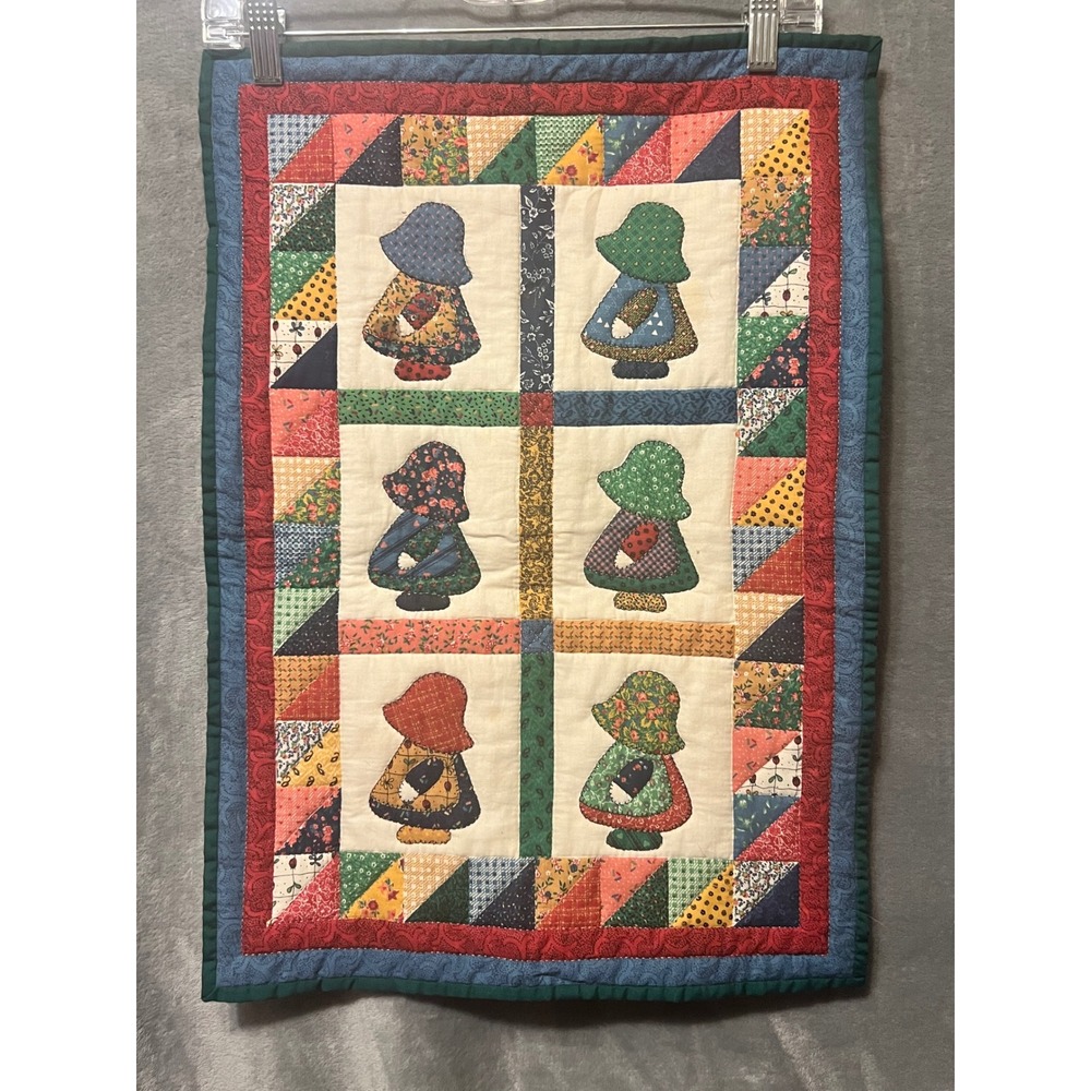 Vintage Handmade Quilt Wall Hanging Sunbonnet Sue Patchwork 16x22